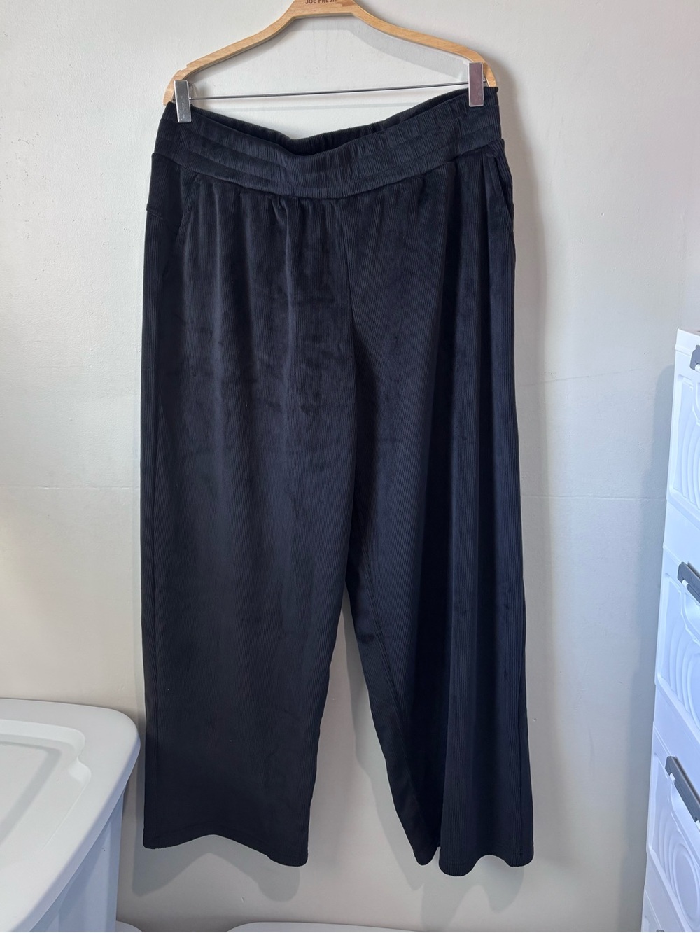 Mondetta Ribbed Velour Wide-Leg Pants | Black | Size XL | NWOT